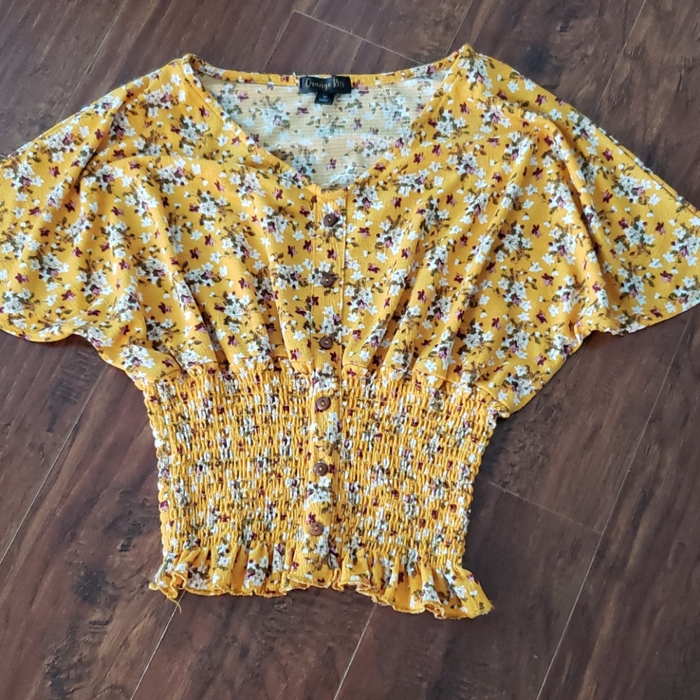 A dressy shirt.